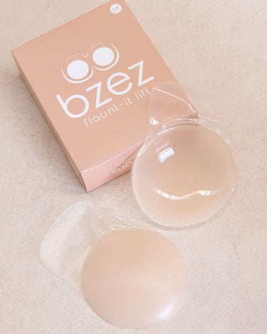 BZEZ Flaunt-It Lift breast lift covers with box